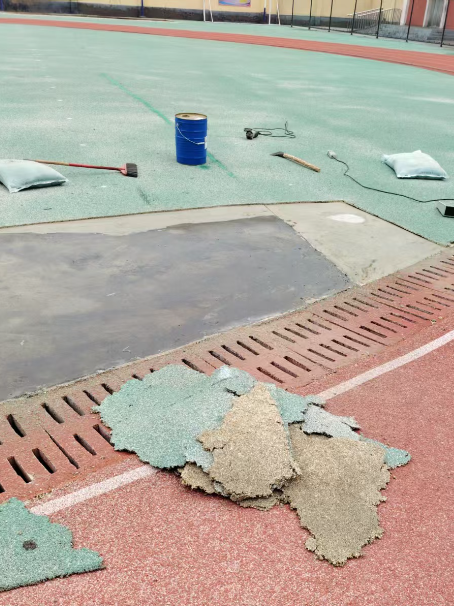 玉溪球场翻新维修补、球场翻新修补改造
